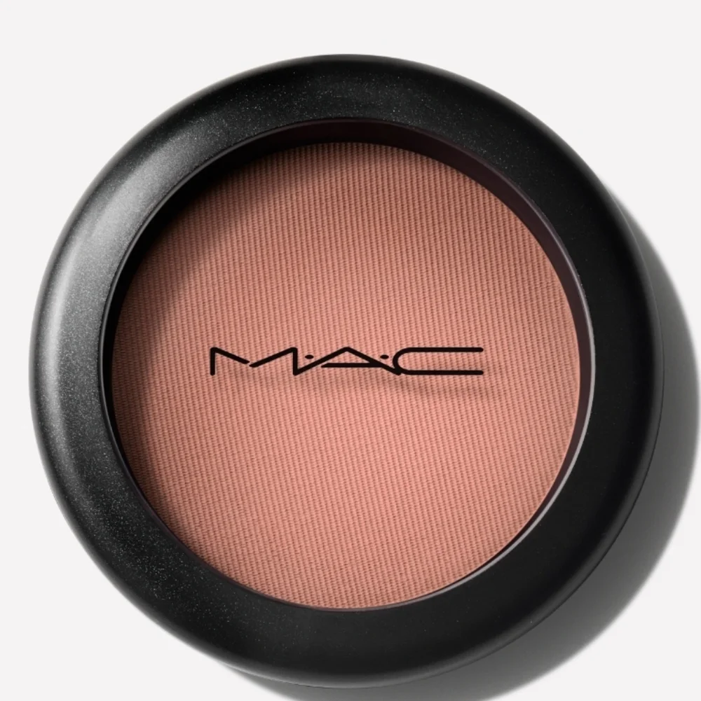 MAC Gingerly Sheertone Blush